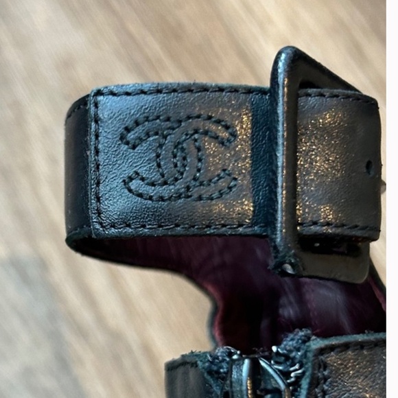 CHANEL Black Calfskin Heeled Ankle Boots | 36.5 - Picture 7 of 11